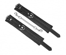 Liebe Seele - Black restrained ankle cuffs